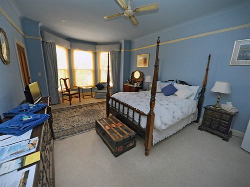 St Helen's Bed & Breakfast 3*